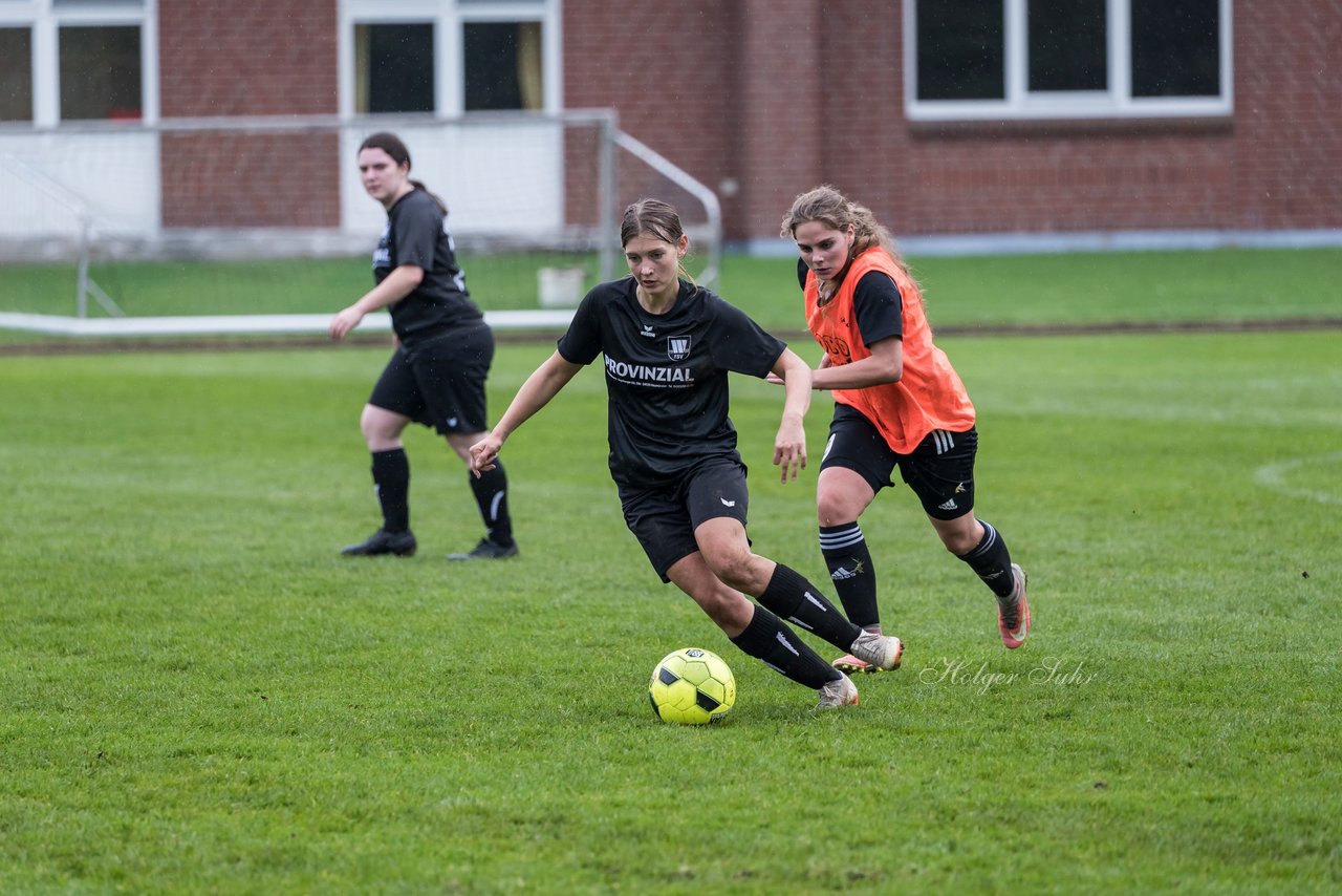 Bild 163 - Frauen TSV Wiemersdorf - VfR Horst : Ergebnis: 0:7